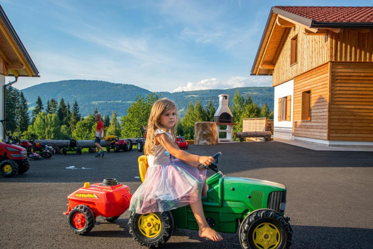 Chalets Und Apartments Hauserhof Nassfeld Schlanitzen Eksteriør bilde